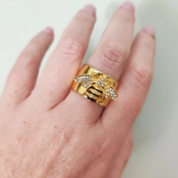 🐝 Gold Shiny Diamond Bee Statement 925 Ring 🐝 - Picture 6 of 10